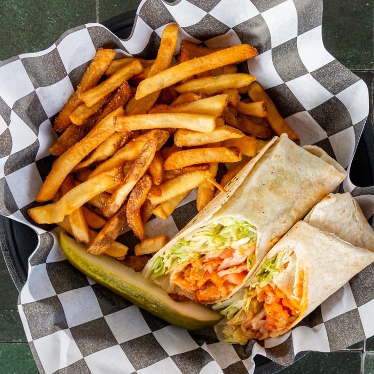 Spicy Buffalo Chicken Wrap: A Game-Day Favorite